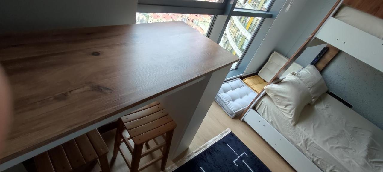 Appartement Studyo At High Flat à Istambul Extérieur photo